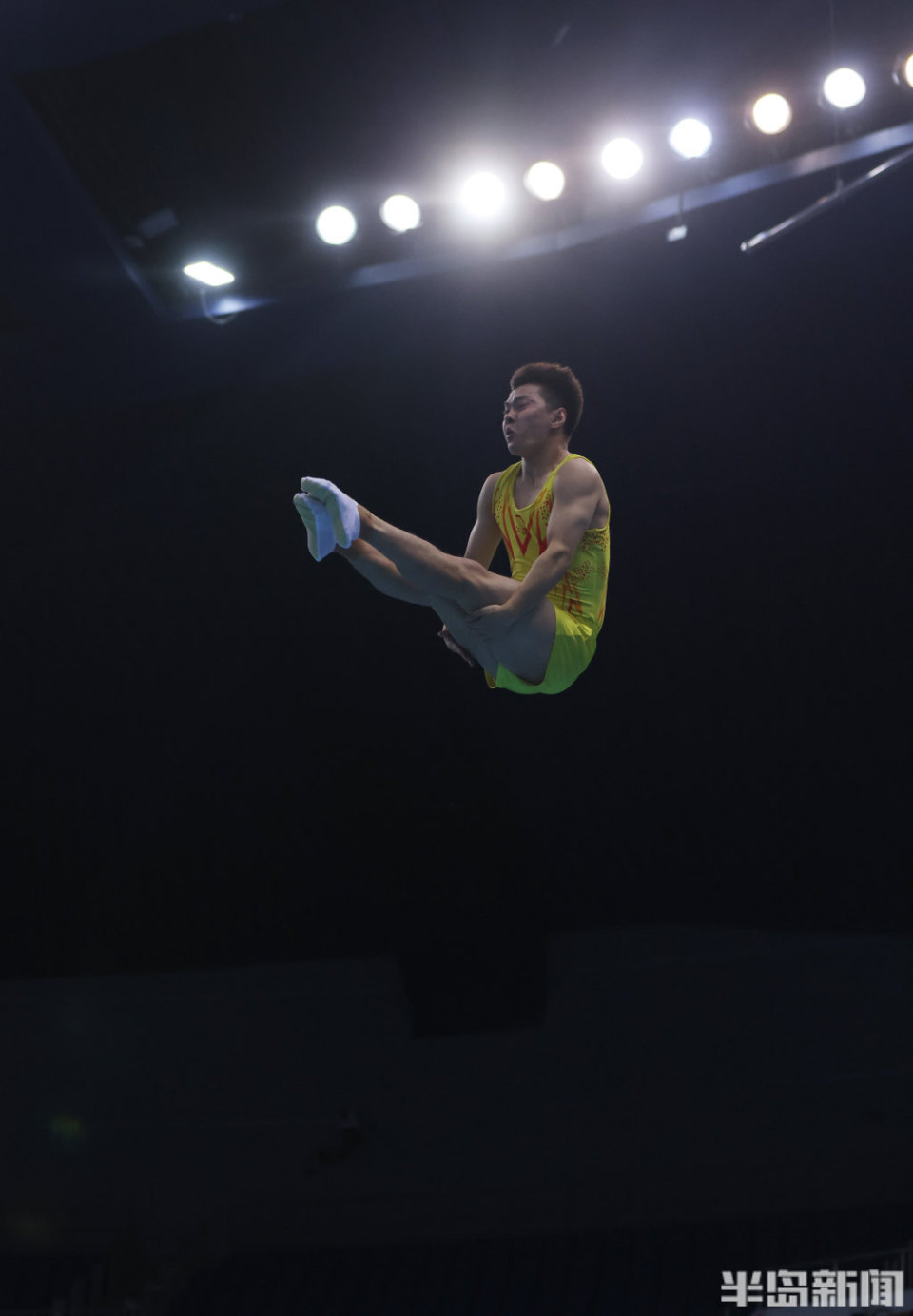 人同步冠军, WU, AwV