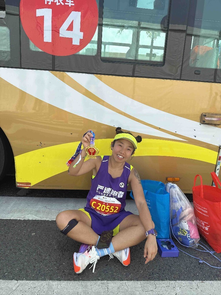 两年前我跑, inews