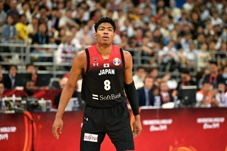 src, 辉一人还在